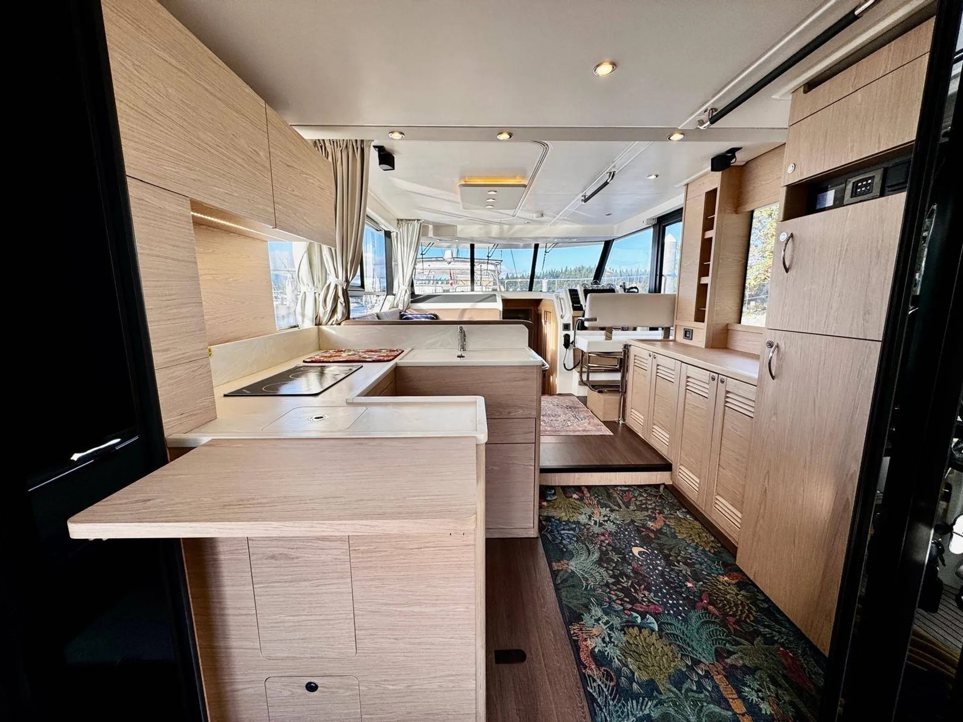 Pre-Owned 2022 Beneteau Swift Trawler 41 Fly for Sale | Vancouver, BC | M&P Yacht Centre | 690923f1a9a1aa99f50868f7