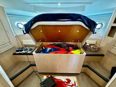 Pre-Owned 2022 Beneteau Swift Trawler 41 Fly for Sale | Vancouver, BC | M&P Yacht Centre | 690923f1a9a1aa99f50868f7