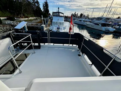 Pre-Owned 2022 Beneteau Swift Trawler 41 Fly for Sale | Vancouver, BC | M&P Yacht Centre | 690923f1a9a1aa99f50868f7