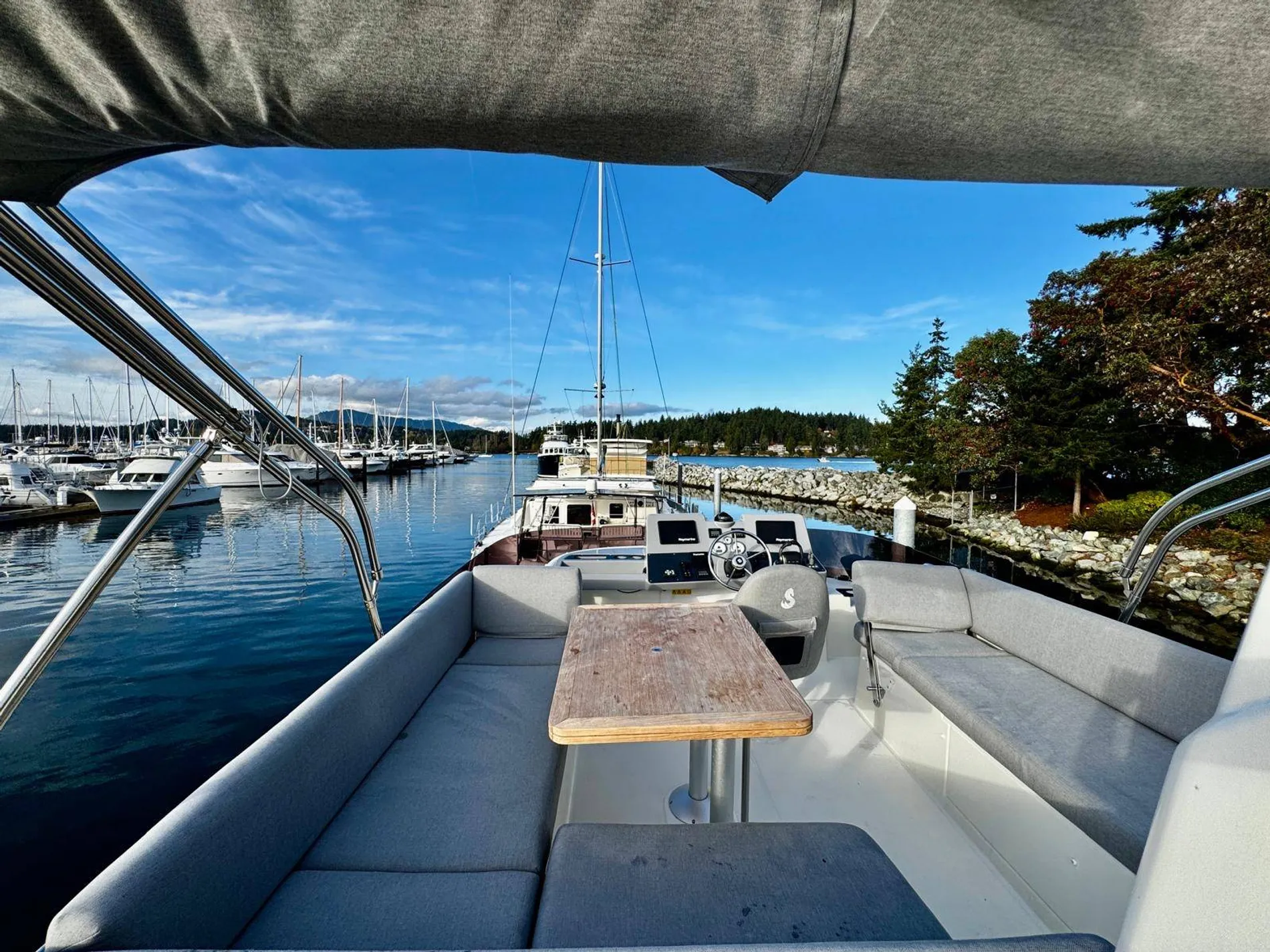 Pre-Owned 2022 Beneteau Swift Trawler 41 Fly for Sale | Vancouver, BC | M&P Yacht Centre | 690923f1a9a1aa99f50868f7