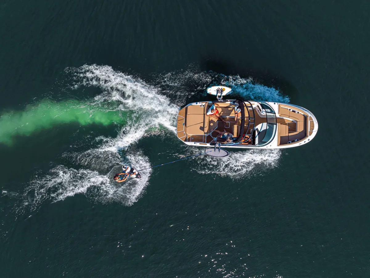2027 Sea Ray SDX 250 Surf -4