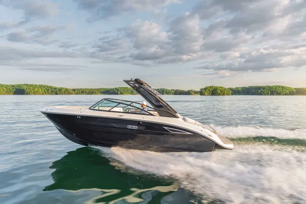 2027 Sea Ray SDX 250 -4