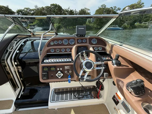 2013 Cobalt 323 detail image 10