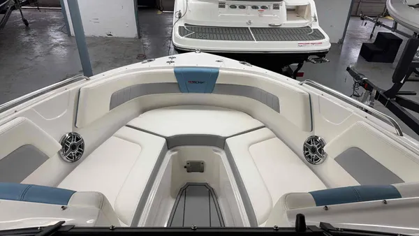 2026 Chaparral GT3 Surf Series-11