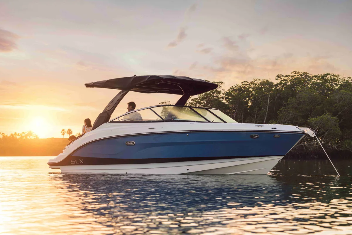 2027 Sea Ray SLX 260 -1