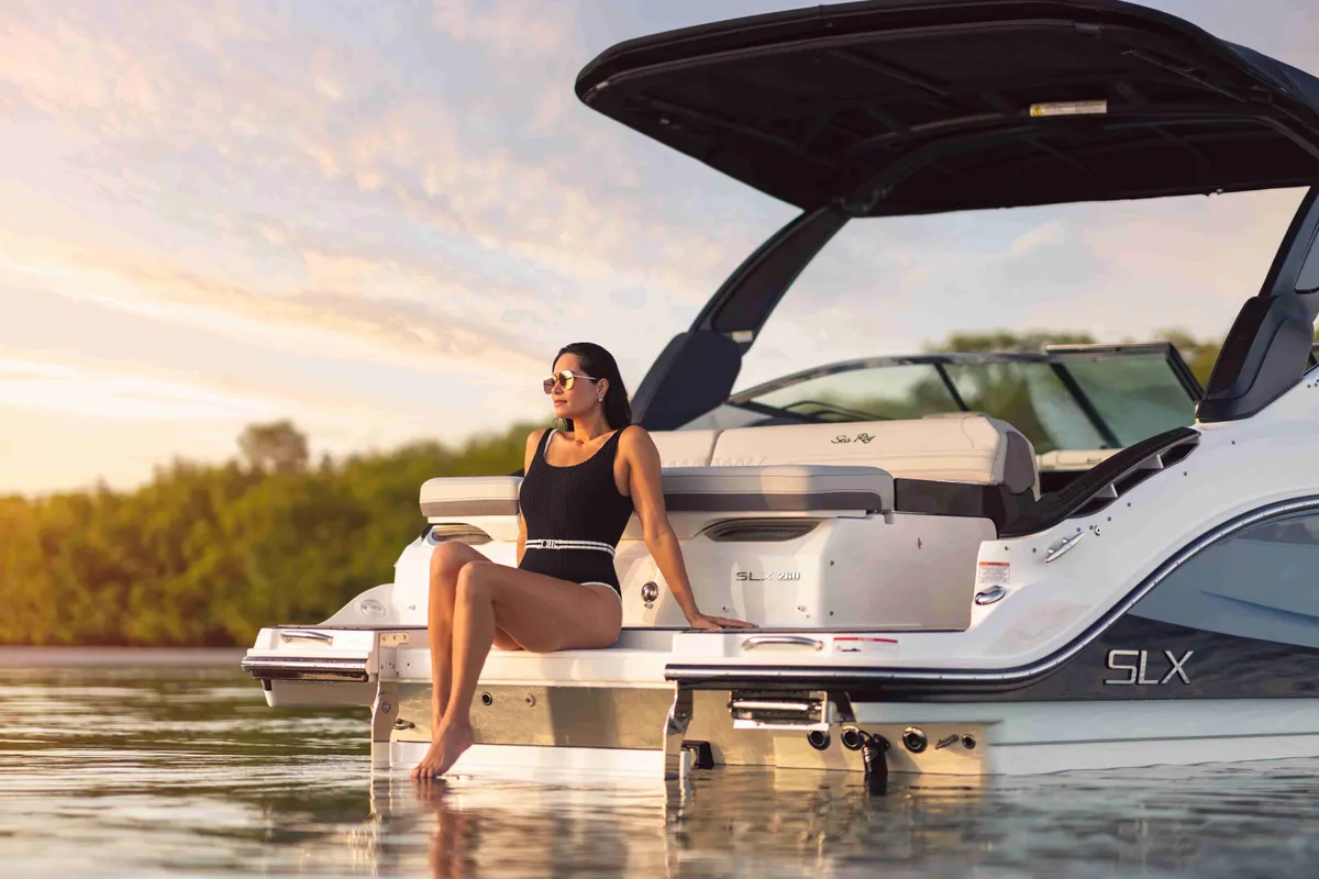 2027 Sea Ray SLX 260 -7