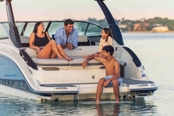 2027 Sea Ray SLX 260 -16