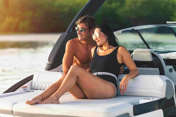 2027 Sea Ray SLX 260 -17