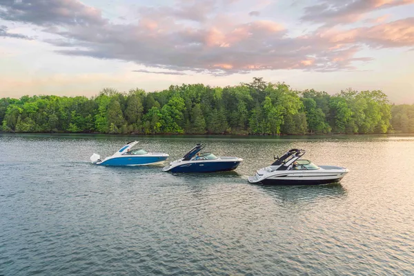 2027 Sea Ray SDX 230-3