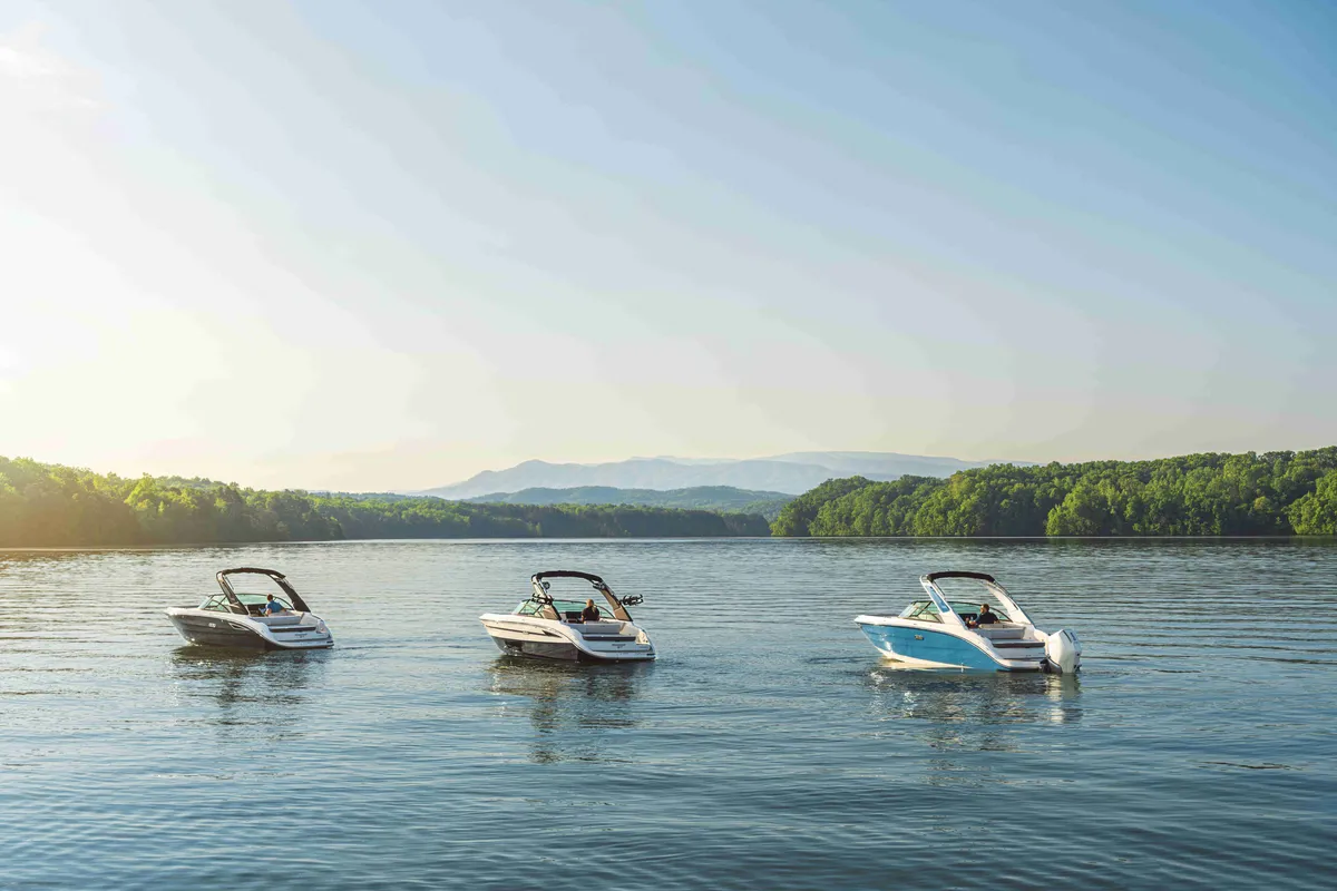 2027 Sea Ray SDX 230-16