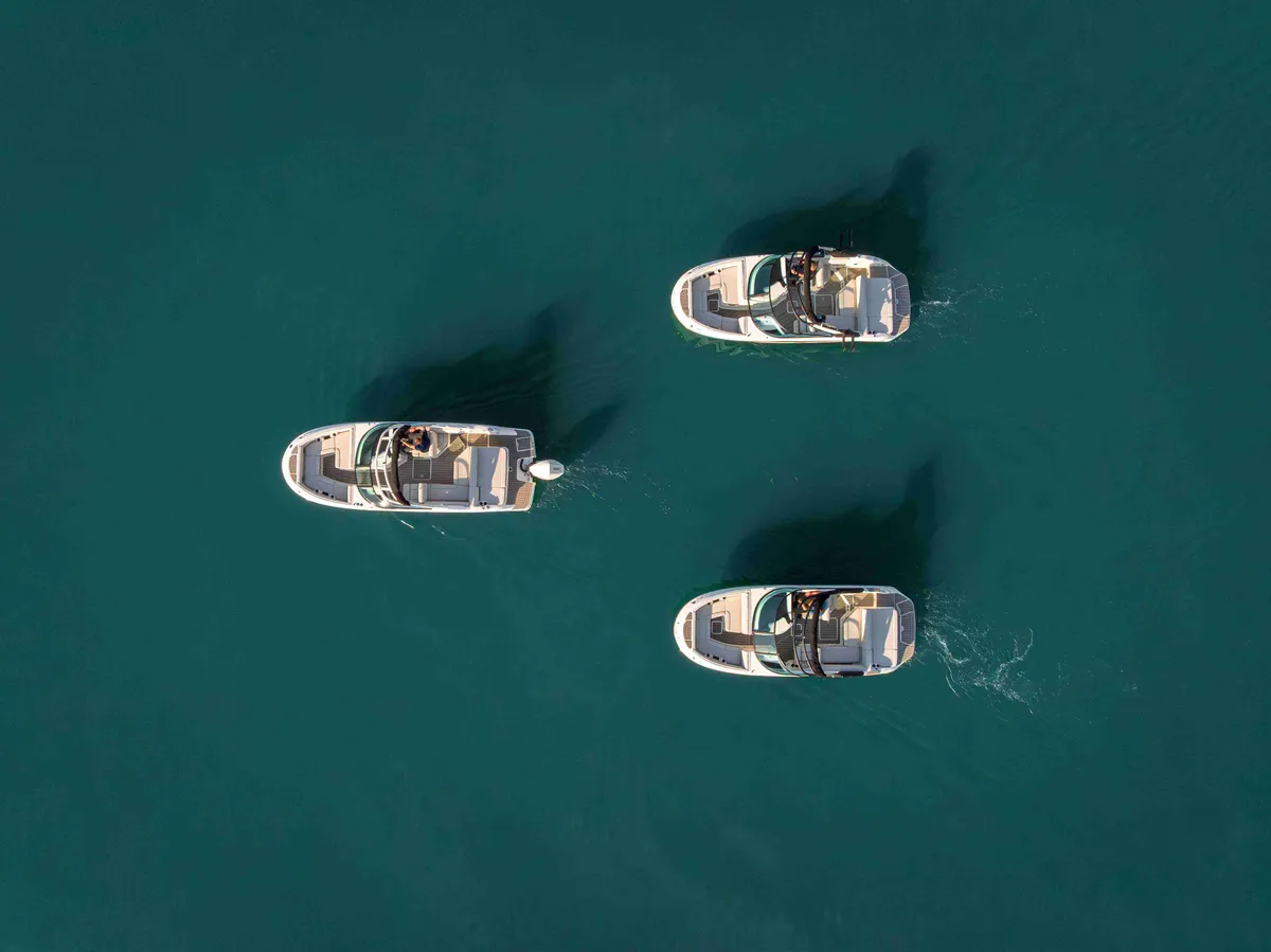 2027 Sea Ray SDX 230-20