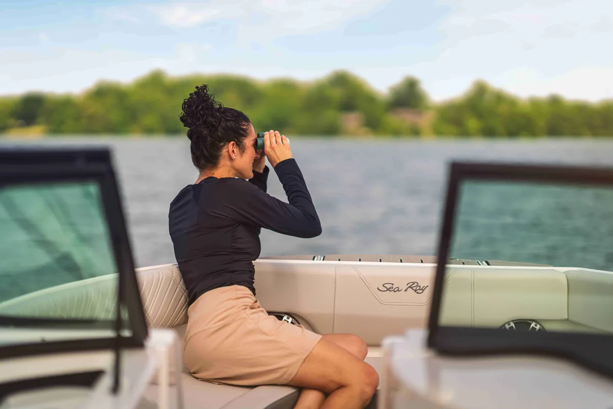 2027 Sea Ray SDX 230-23
