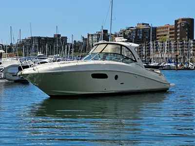 Pre-Owned 2009 Sea ray 350 Sundancer for Sale | Vancouver, BC | M&P Yacht Centre | 693211895b62a75aea06e747
