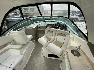 Pre-Owned 2009 Sea ray 350 Sundancer for Sale | Vancouver, BC | M&P Yacht Centre | 693211895b62a75aea06e747