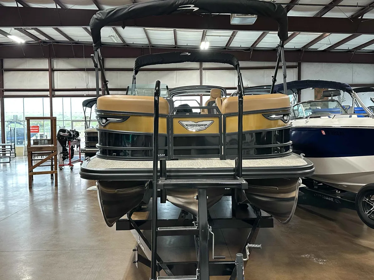 2025 Bennington 24MFB-2