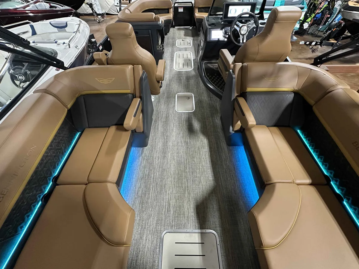 2025 Bennington 24MFB-3