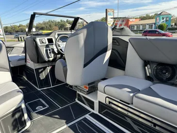 2026 Centurion Nv233-9
