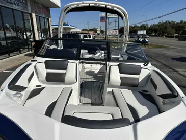 2026 Yamaha 195S-13