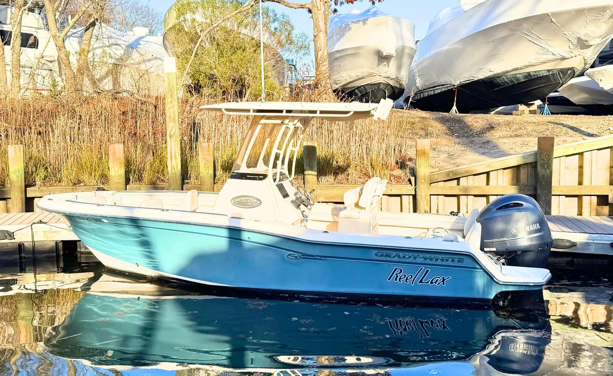 2018 Grady White FISHERMAN 216