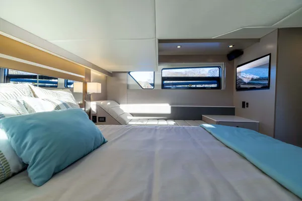 2026 Cruisers Yachts 46 CANTIUS detail image 47