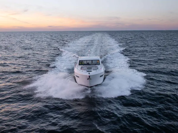 2026 Cruisers Yachts 46 CANTIUS detail image 53