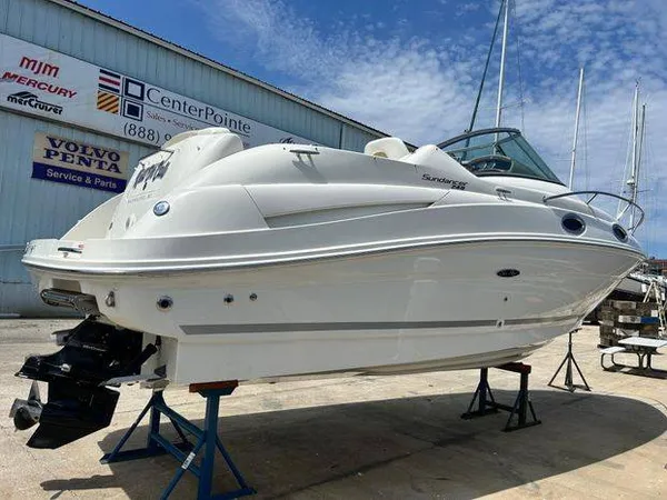 SeaRay Sundancer 240-4