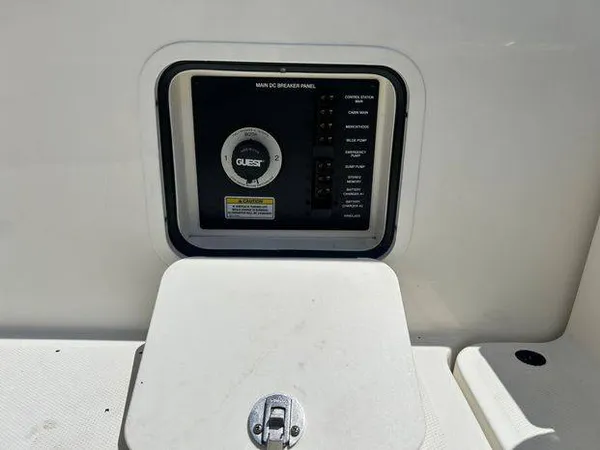 SeaRay Sundancer 240-16