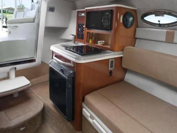 SeaRay Sundancer 240-18