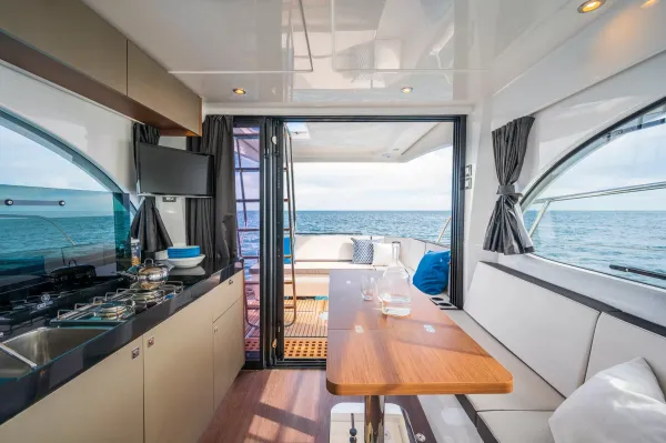 Beneteau Antares 11 Coupe 2026-9