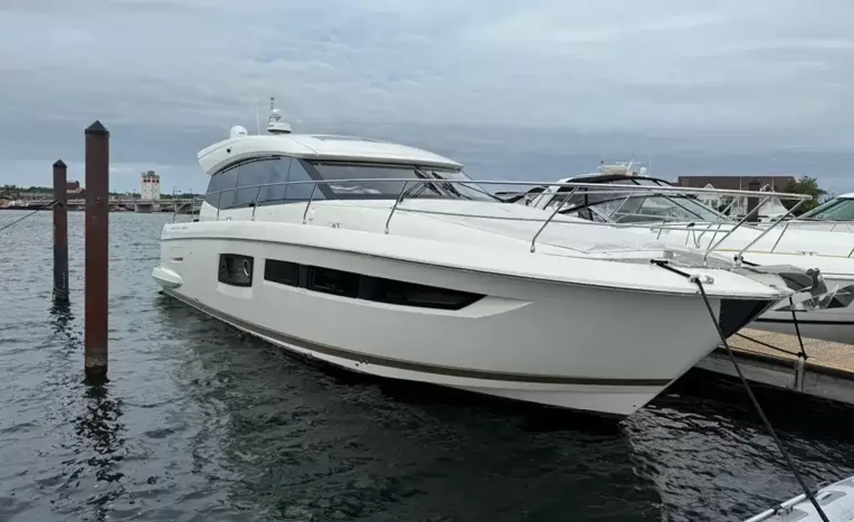 dummy-boat-img