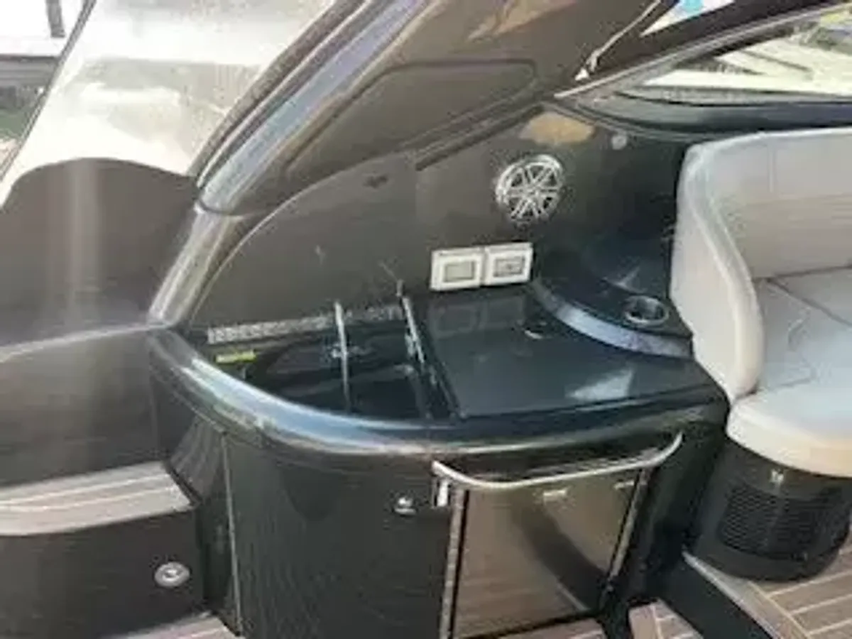 dummy-boat-img