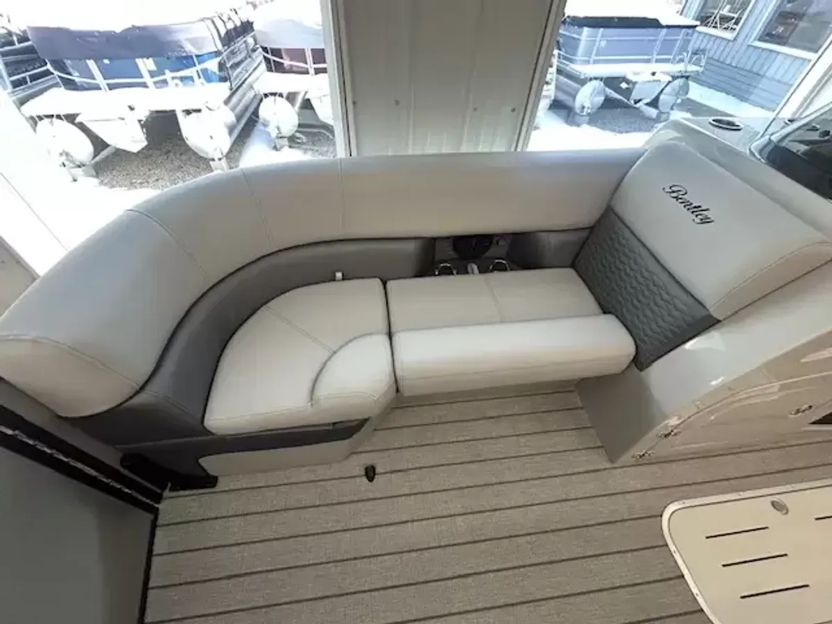 dummy-boat-img