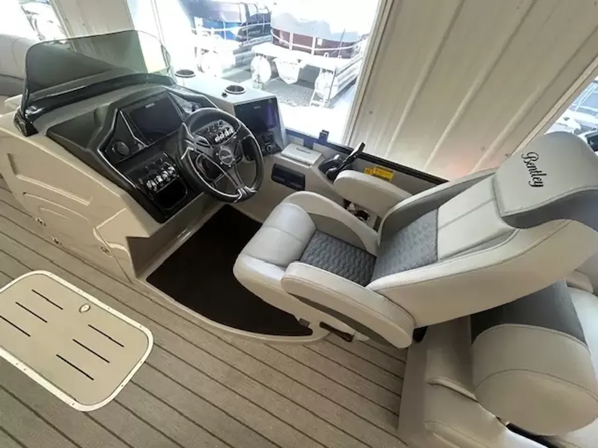 dummy-boat-img