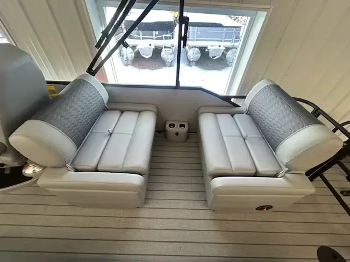 dummy-boat-img