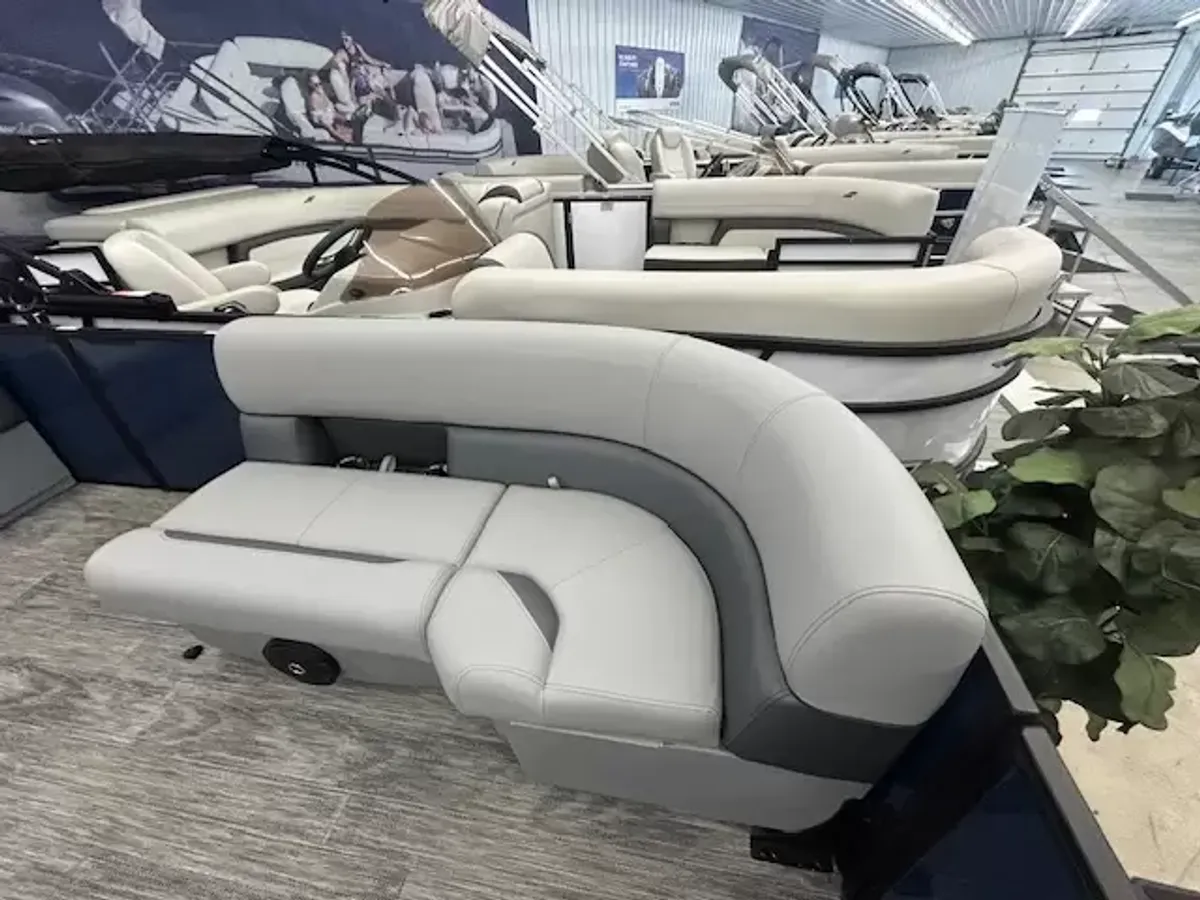 dummy-boat-img