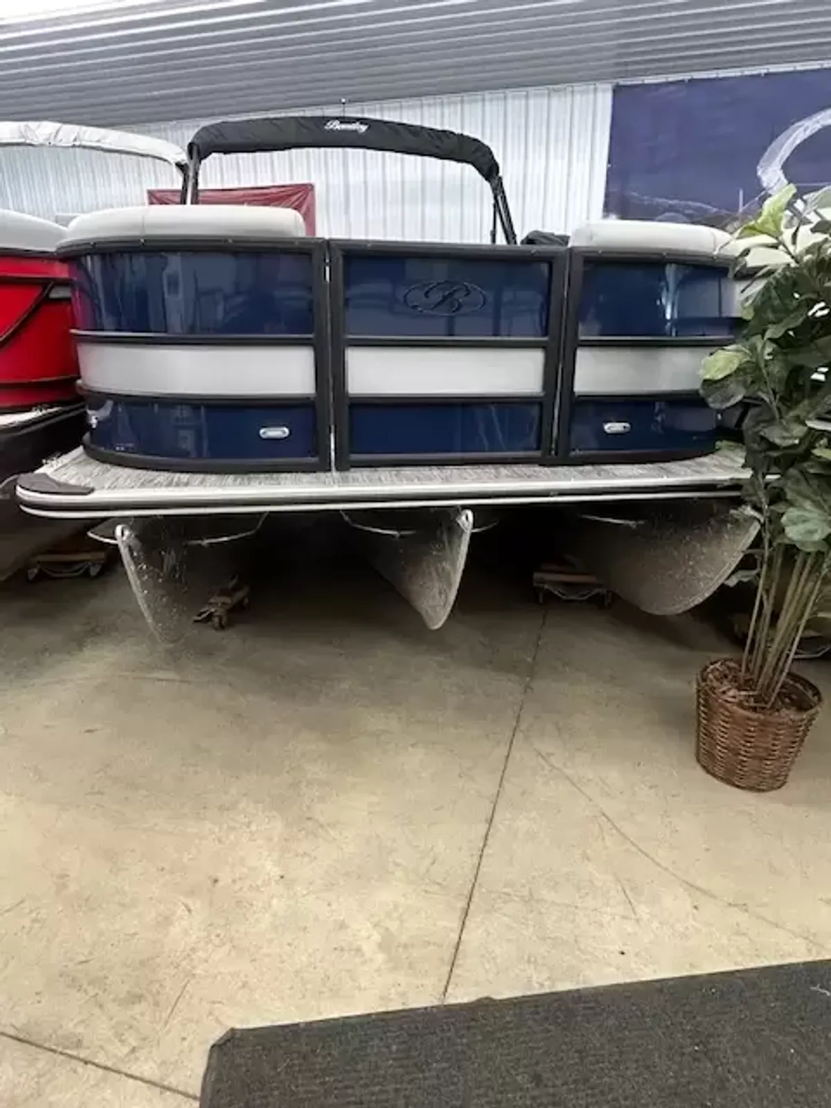 dummy-boat-img