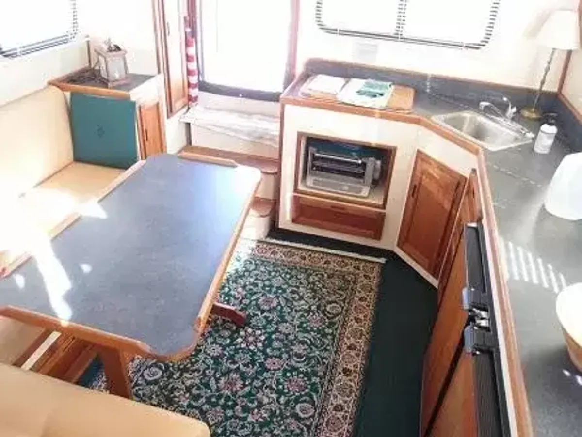 dummy-boat-img