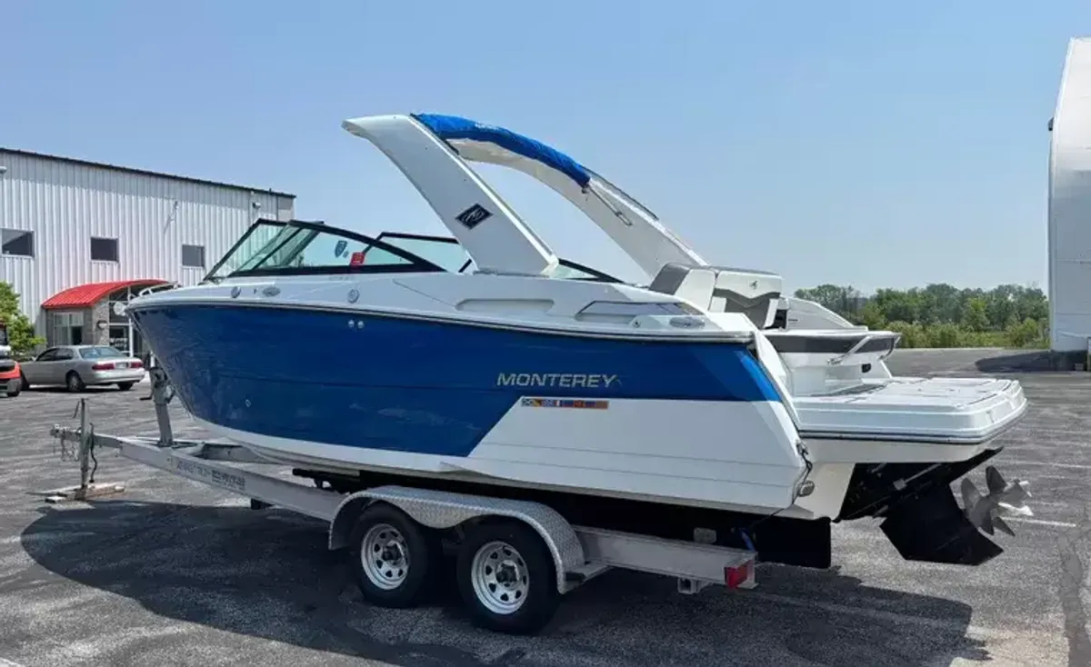 dummy-boat-img
