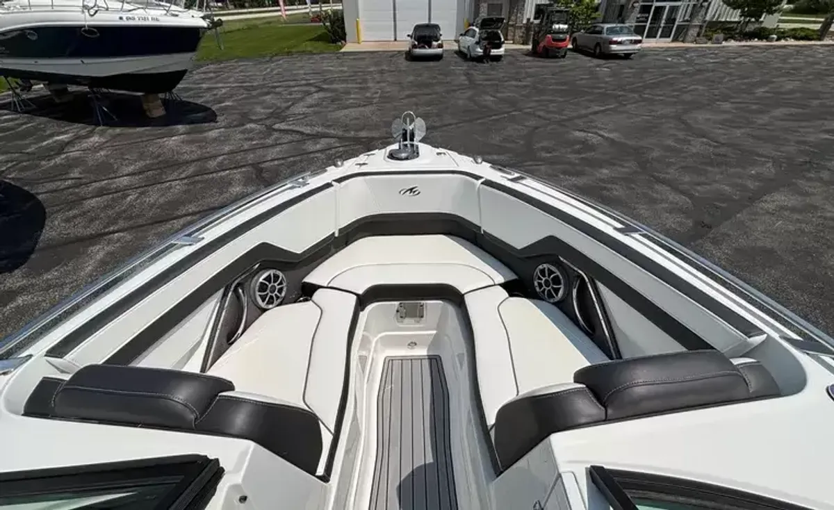 dummy-boat-img