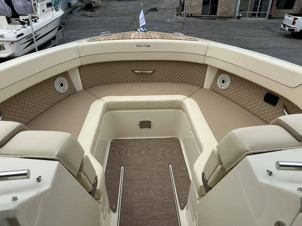 dummy-boat-img