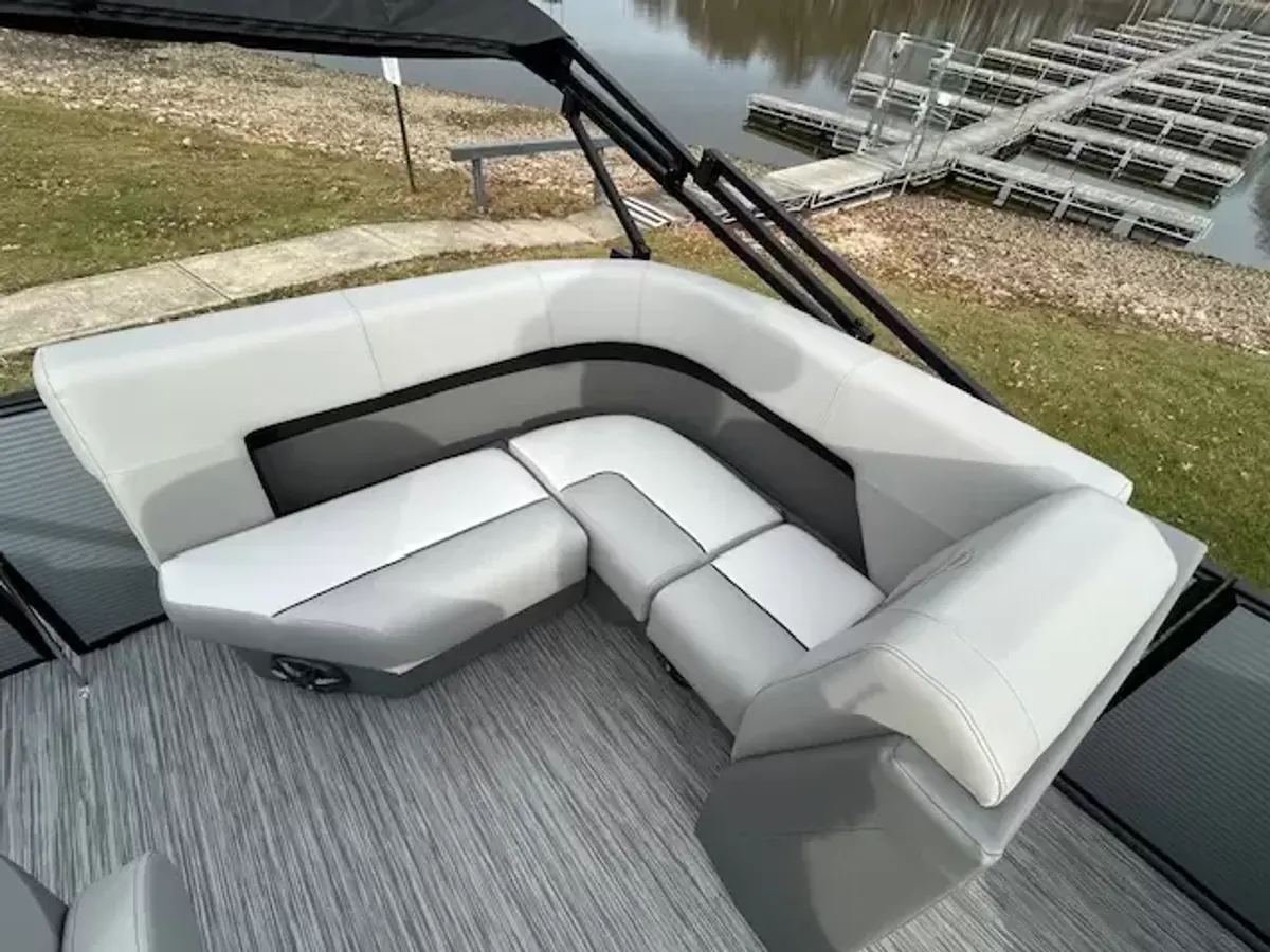 dummy-boat-img
