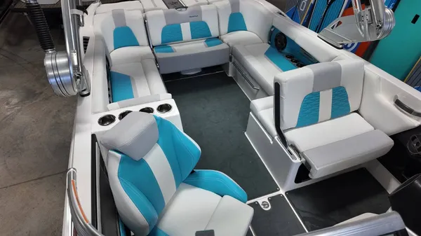 2019 Mastercraft X26-11
