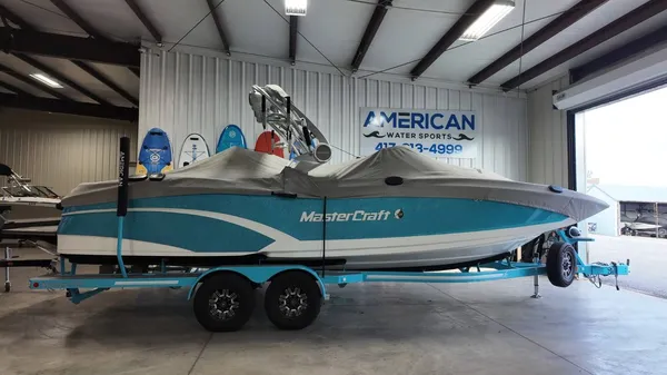 2019 Mastercraft X26-28