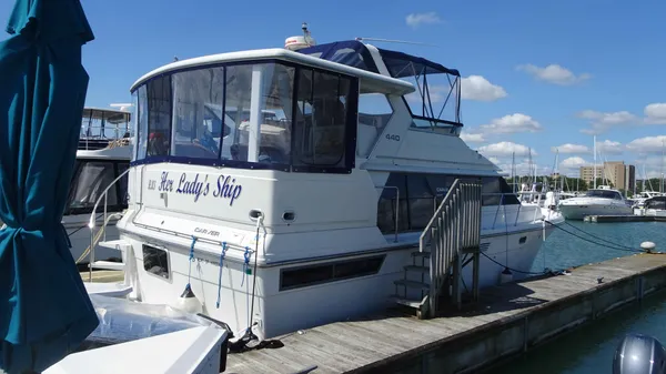 Carver 440 Aft Cabin Motor Yacht 1995-1