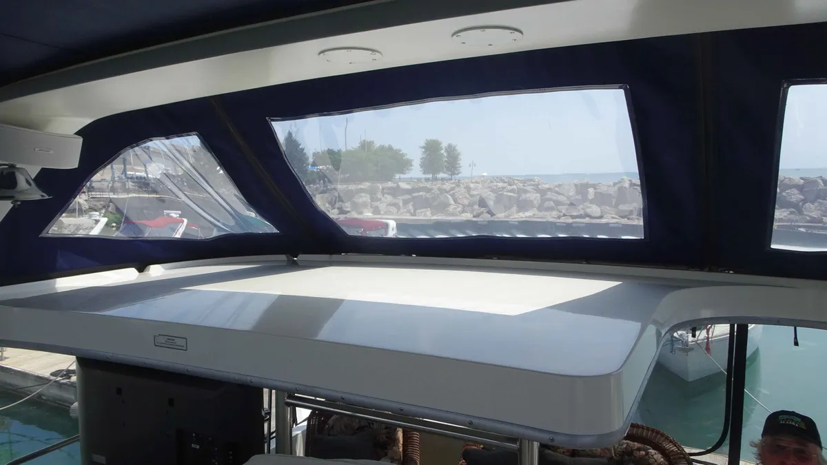 dummy-boat-img