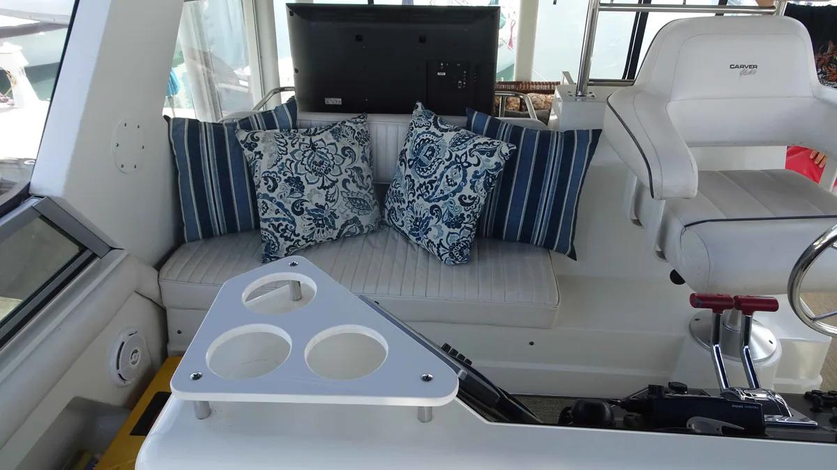 dummy-boat-img