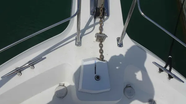 Carver 440 Aft Cabin Motor Yacht 1995-73