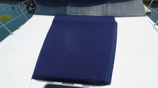 Carver 440 Aft Cabin Motor Yacht 1995-75