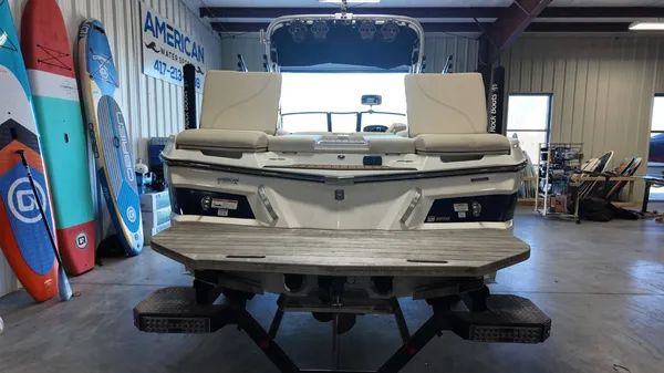 2022 Mastercraft XT25-19