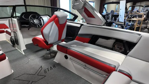 2022 Mastercraft XSTAR S-12